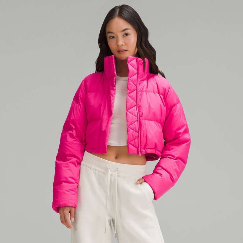 Lululemon Wunder Puff Super-Cropped Jacket
Sonic Pink  Size 4 Like New